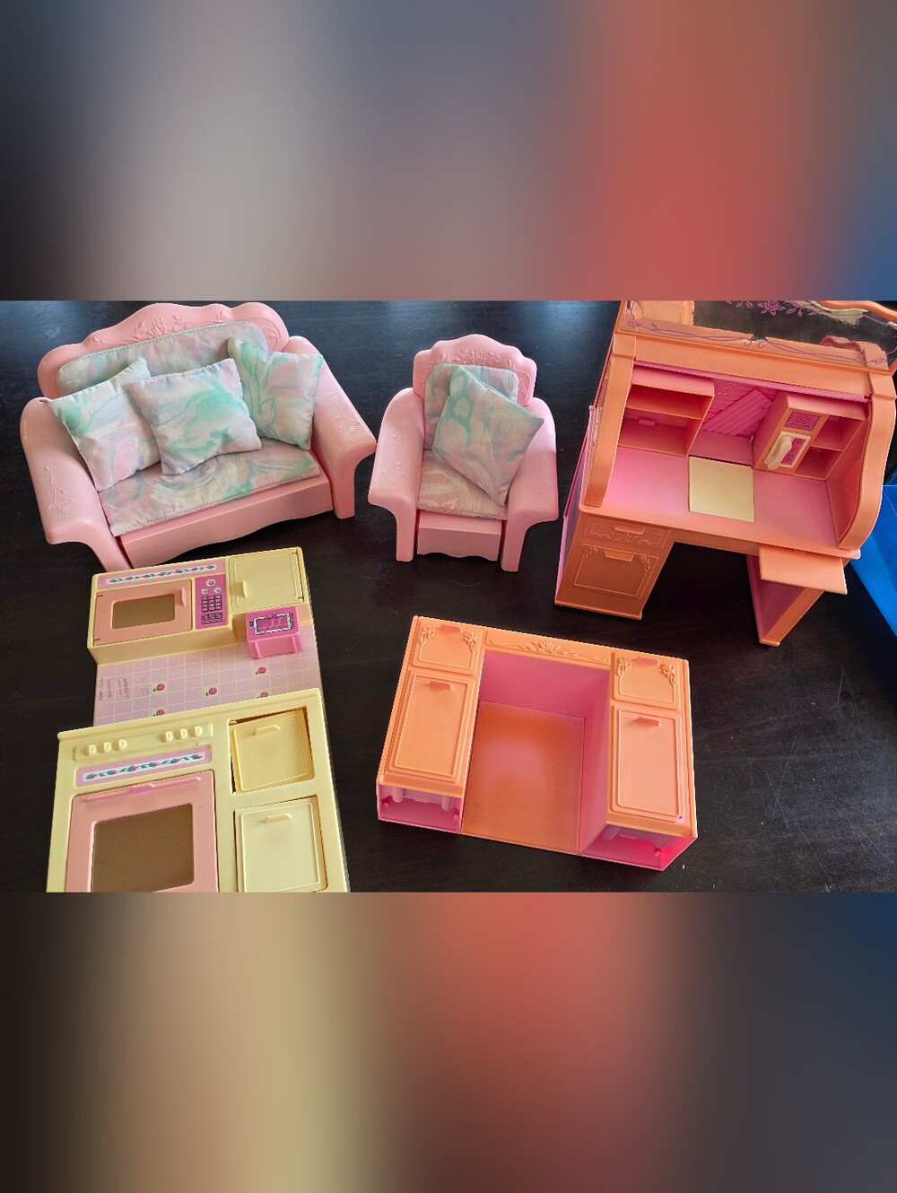 Vintage Pink Dollhouse Living Room Furniture Set - Mattel 1987